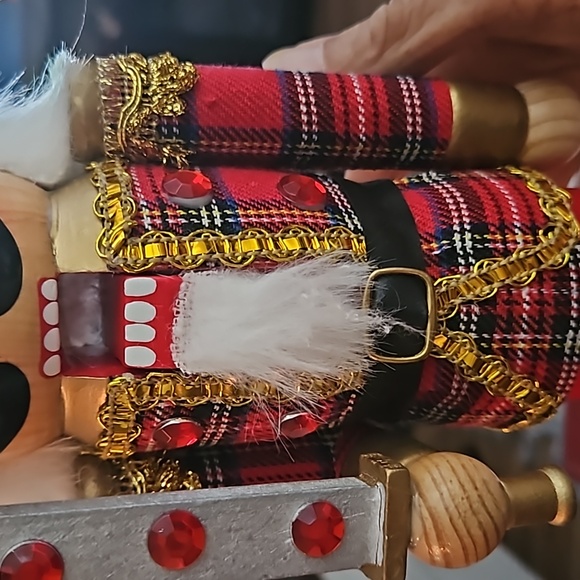 Solider Christmas Holiday Decorative Wood Nutcracker Mantel Table Display 15” - Picture 11 of 11